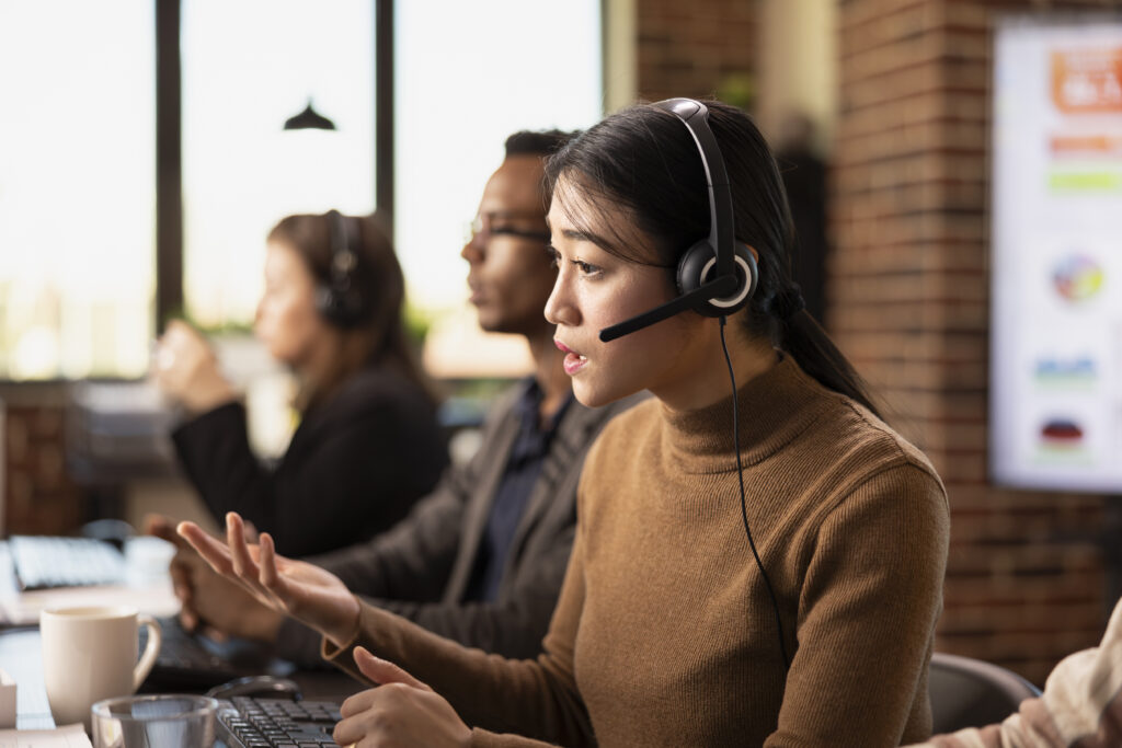 Komunikasi Customer Service yang Efektif dengan Pelanggan
